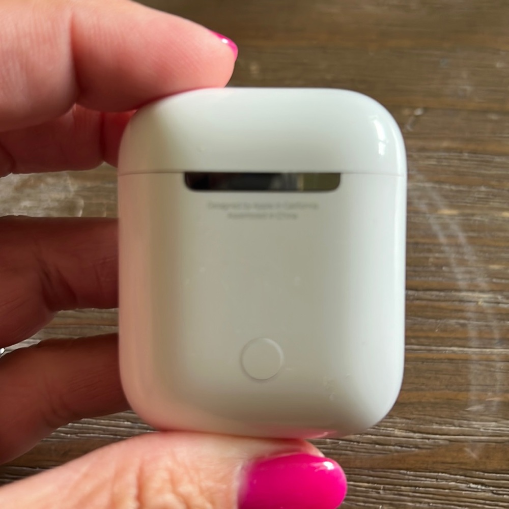 Apple 2nd Generation air pods
